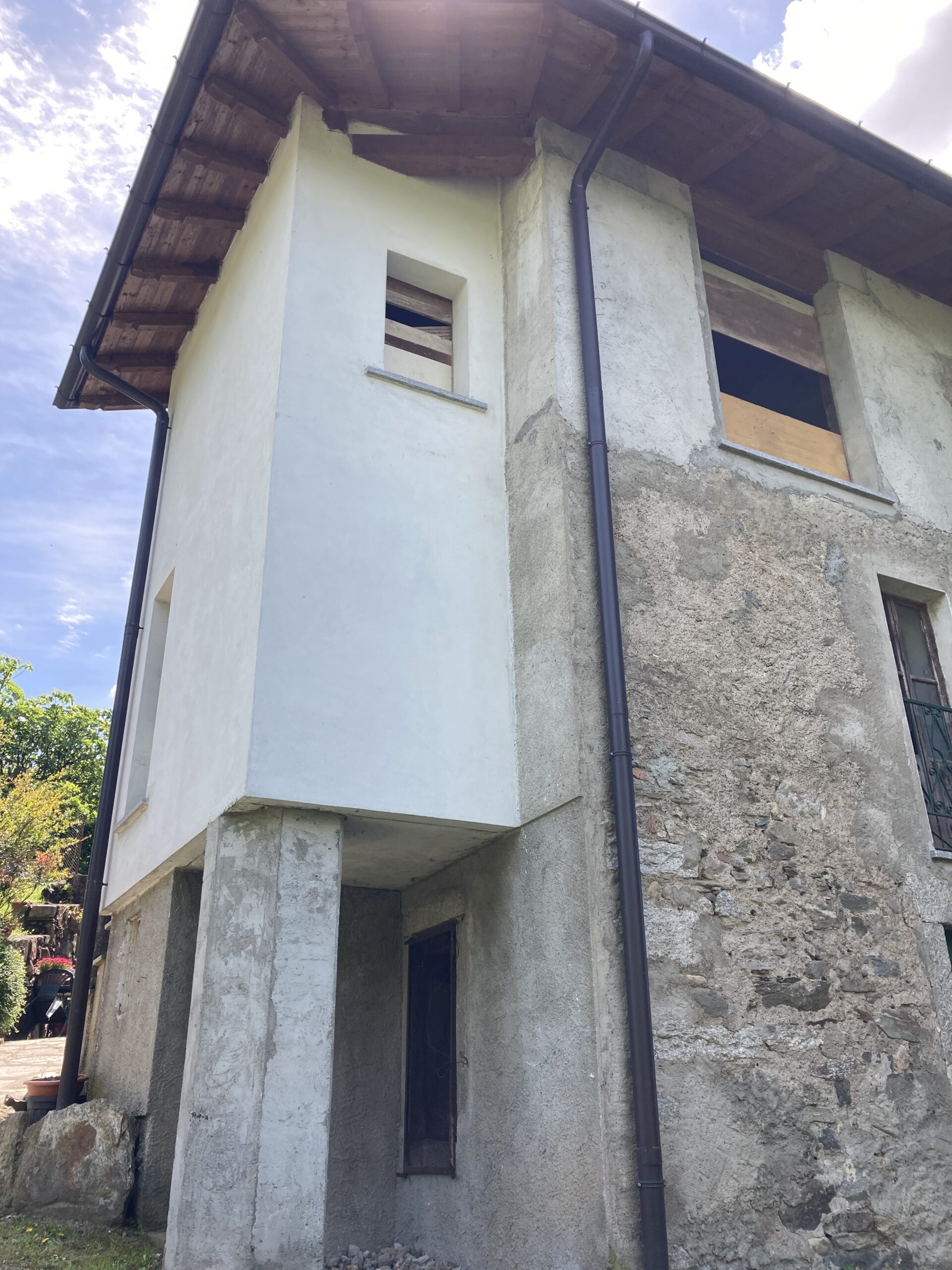 Rustico a Porto Ceresio, Cà del Monte De.Ca Immobiliare Rustico a Porto Ceresio, Cà del Monte De.Ca Immobiliare